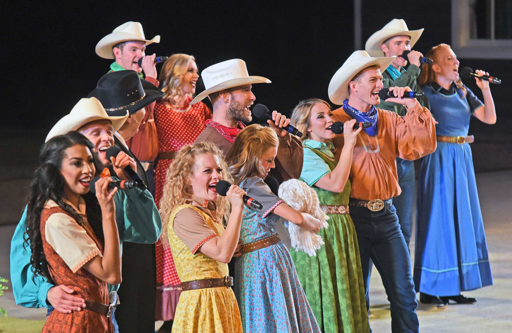 080818-nws-musical15.jpg